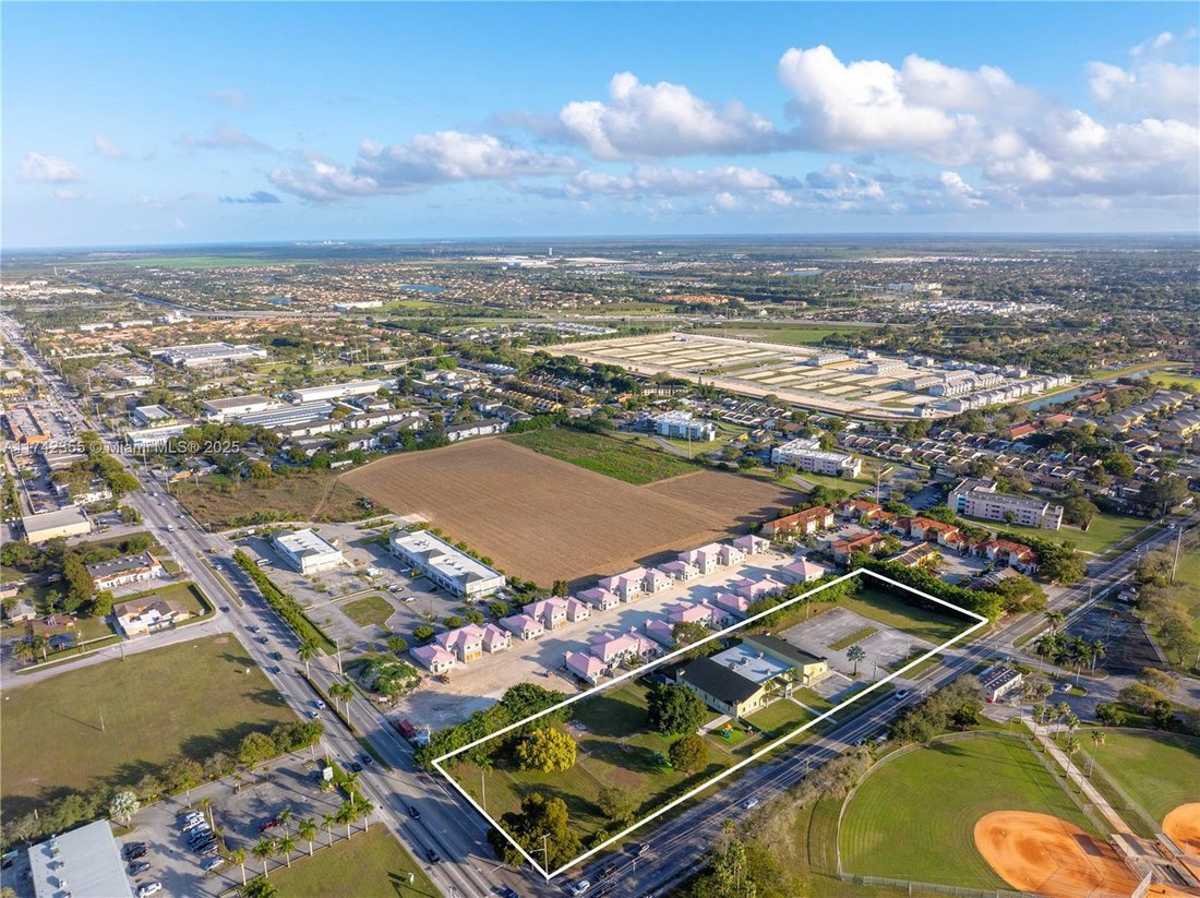 Land in Homestead, Florida, United States 2 - 15905189