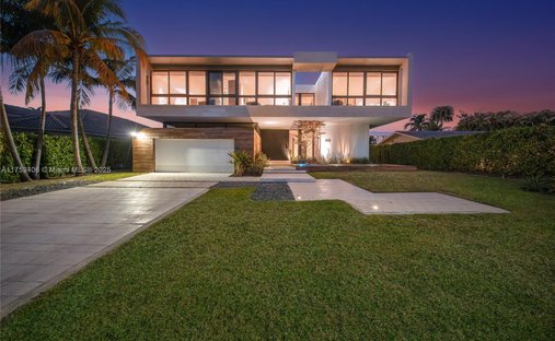 House in Hallandale Beach, Florida, United States 1