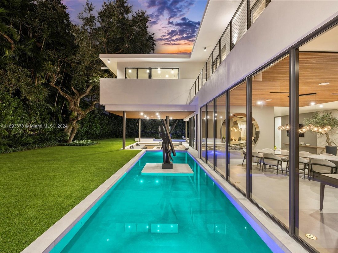 House in Miami, Florida, United States 4 - 15905360