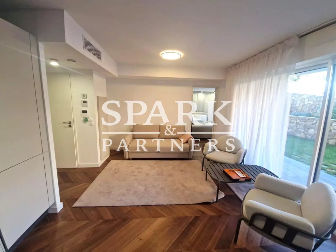 Apartment in Cabbe-Saint Roman, Roquebrune-Cap-Martin, France 2 - 15906224