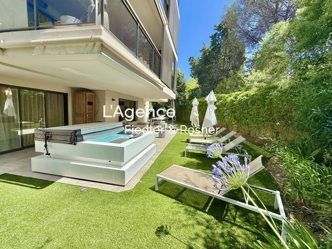 Apartment in Zone Ouest Urbaine, Saint-Tropez, France 2 - 13557987