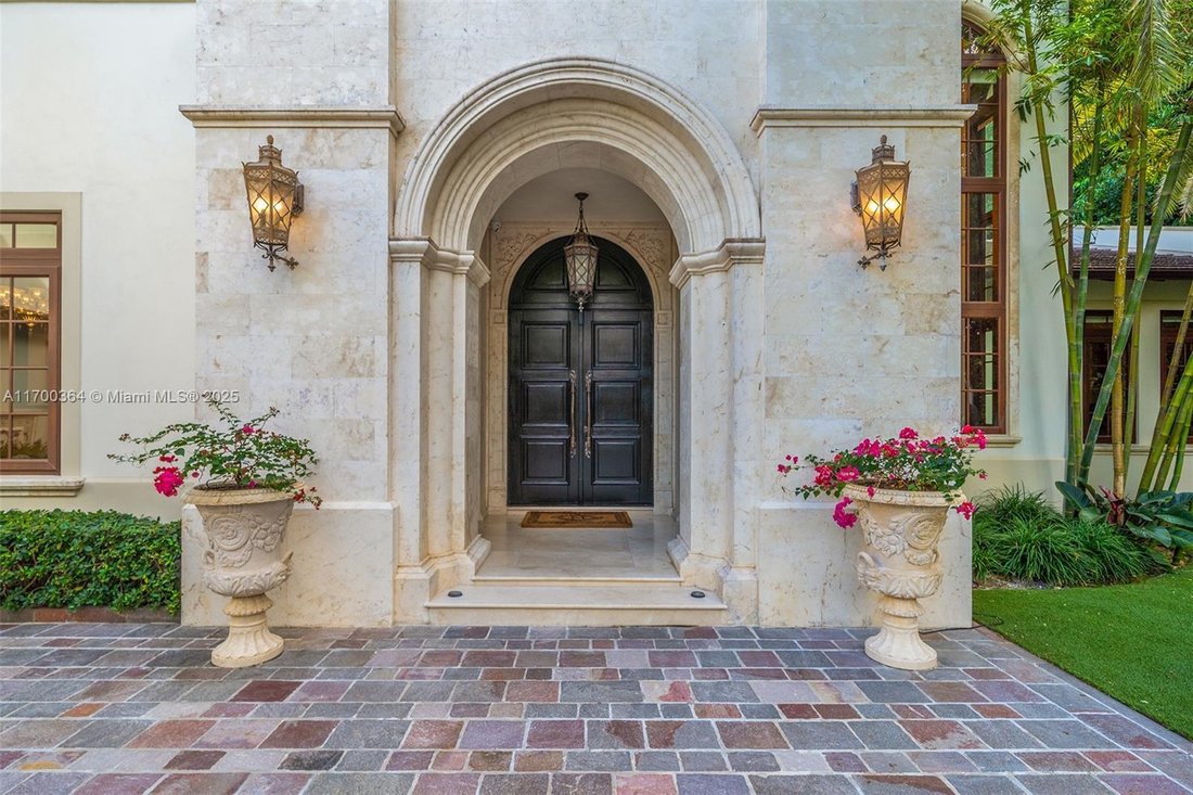 House in Miami, Florida, United States 4 - 15904883