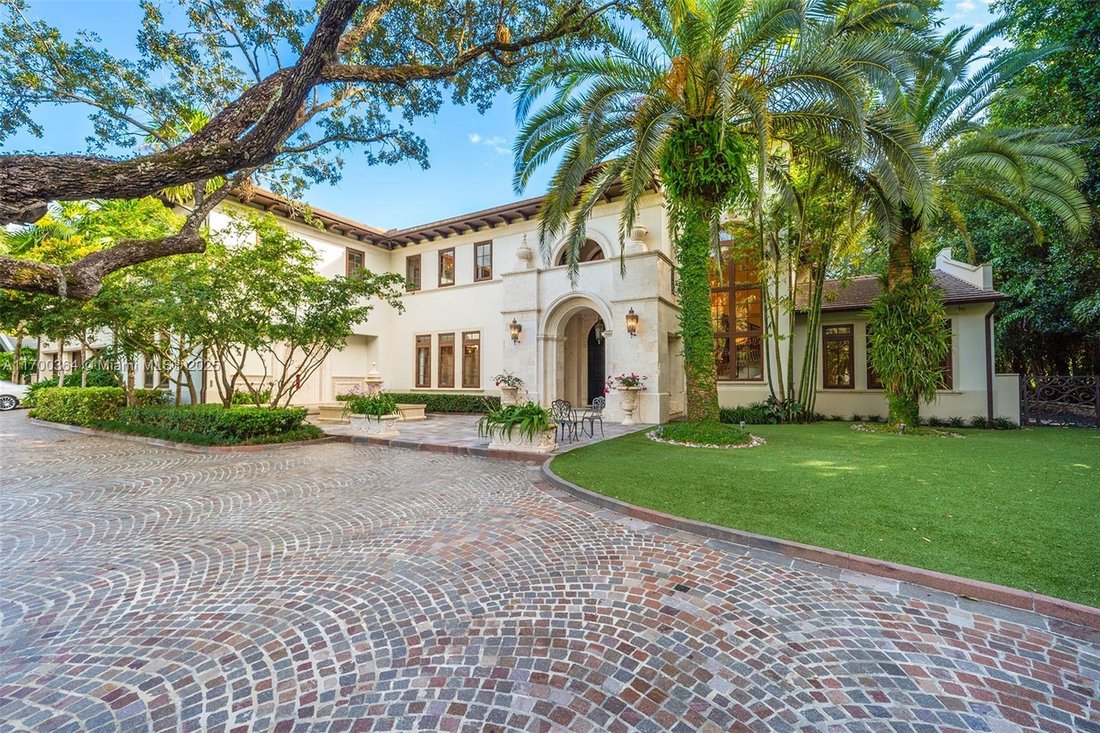 House in Miami, Florida, United States 1 - 15904883