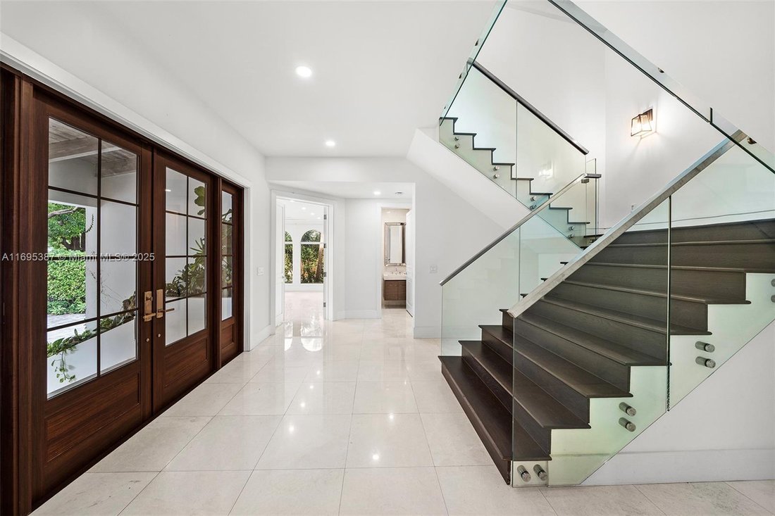 House in Miami, Florida, United States 4 - 15904840