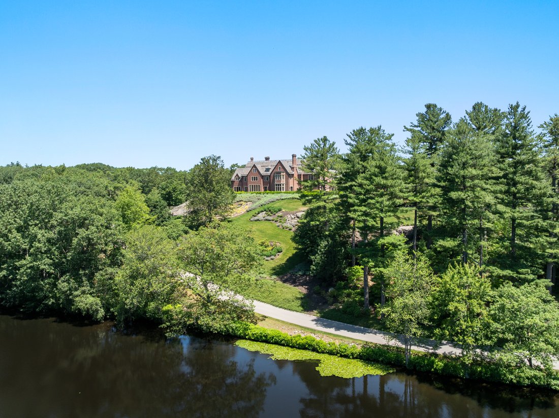 House in Weston, Massachusetts, United States 2 - 15905811