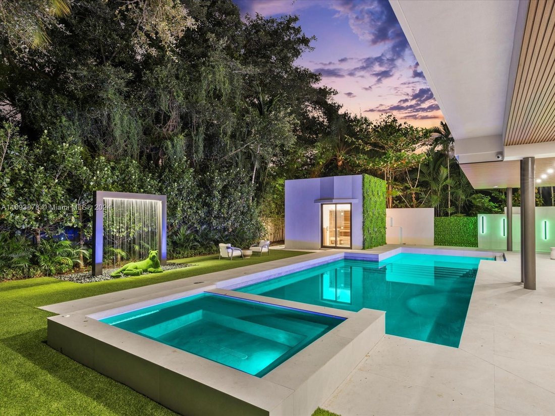 House in Miami, Florida, United States 5 - 15905360