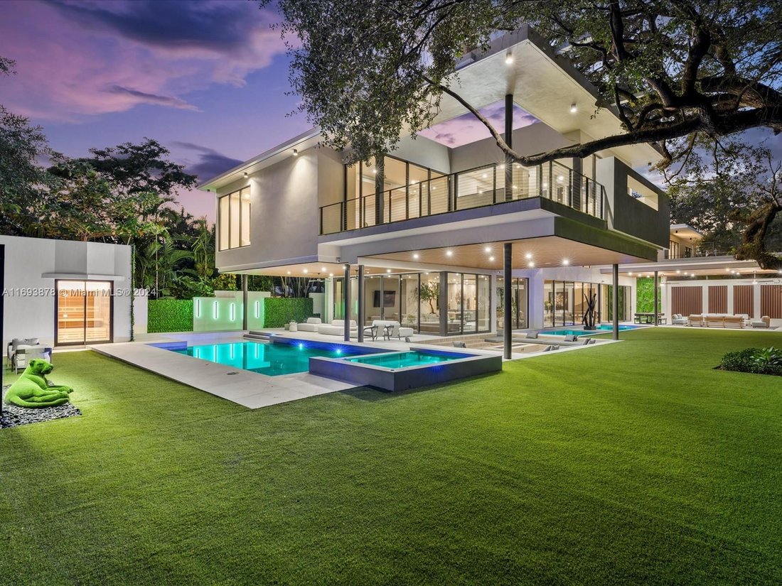 House in Miami, Florida, United States 1 - 15905360