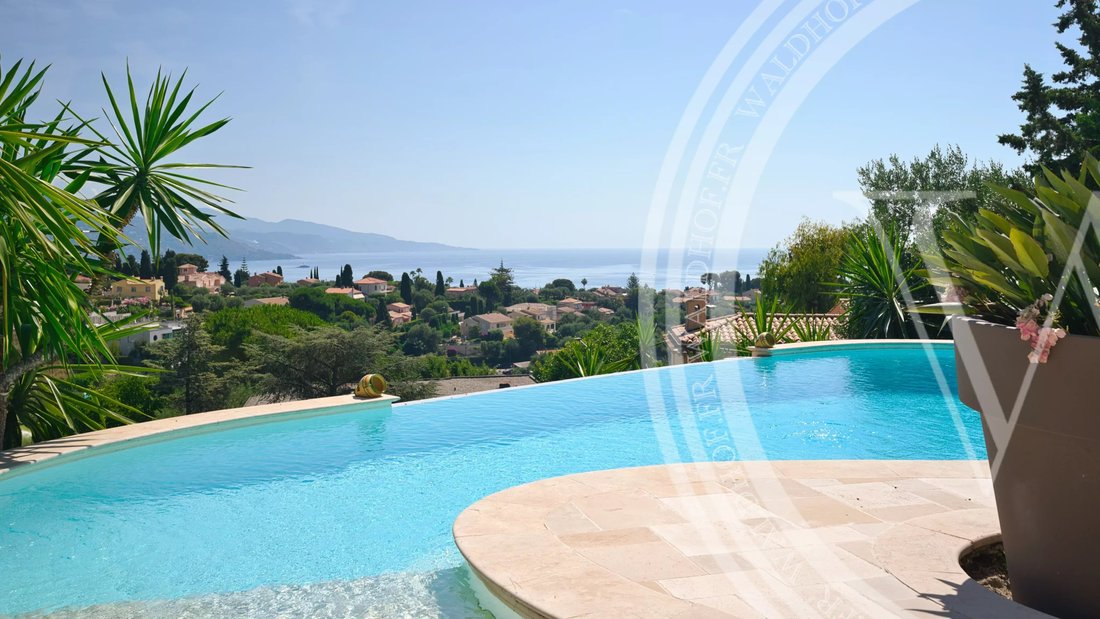 Villa in Village-Cros de Caste-Coupiere-Mont Gros, Roquebrune-Cap-Martin, France 2 - 15906335