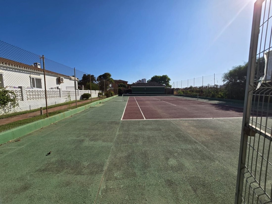 Townhouse in Marbella, Andalusia, Spain 5 - 15906185