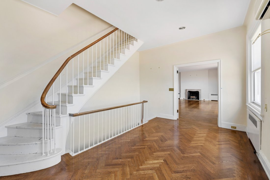 Co Op in New York, New York, United States 2 - 15904843