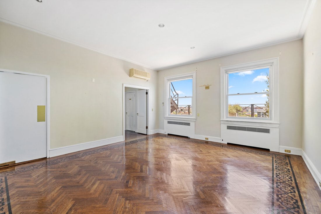 Co Op in New York, New York, United States 1 - 15904843