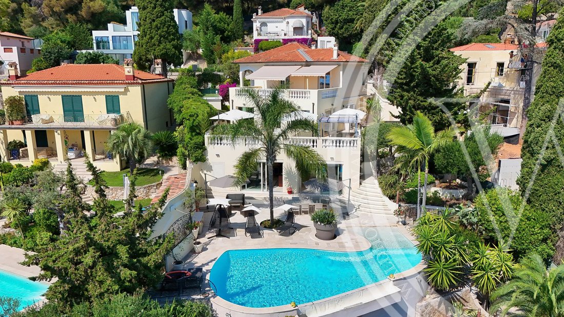 Villa in Village-Cros de Caste-Coupiere-Mont Gros, Roquebrune-Cap-Martin, France 1 - 15906335