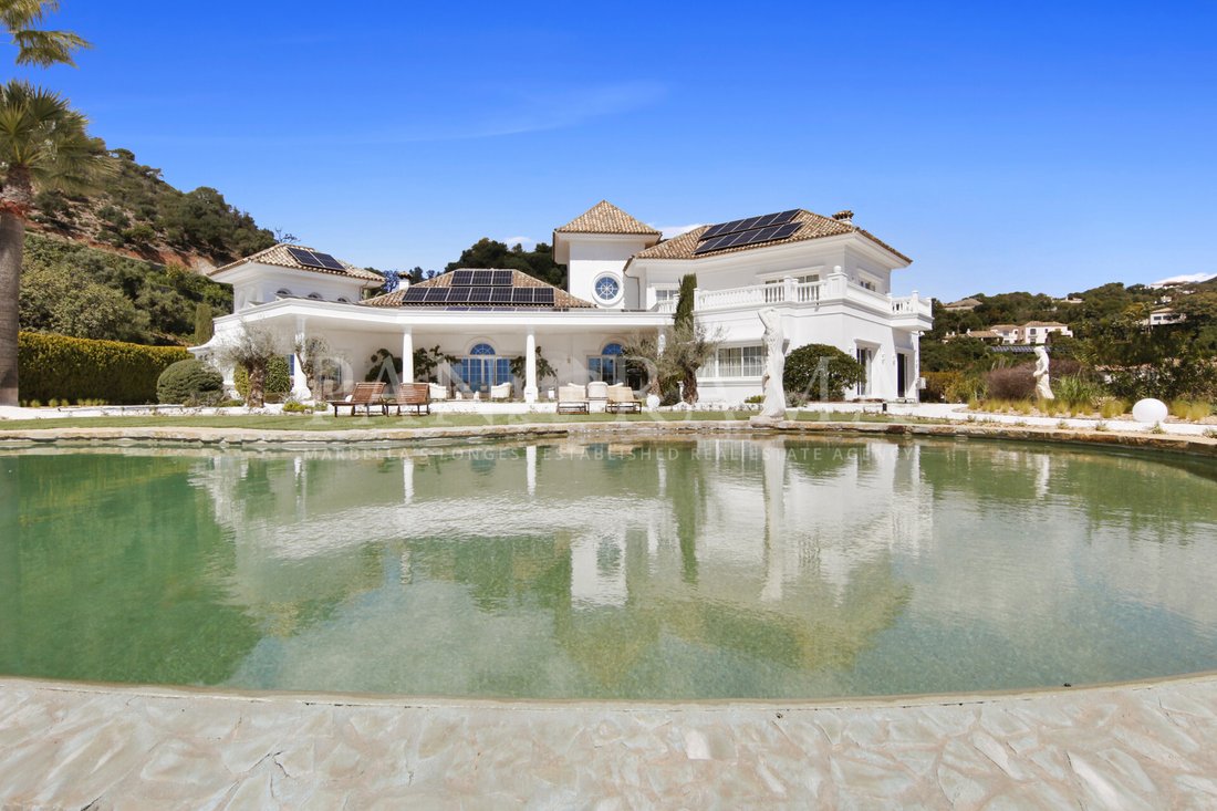 Villa in La Zagaleta, Benahavis, Andalusia 1 - 15905945