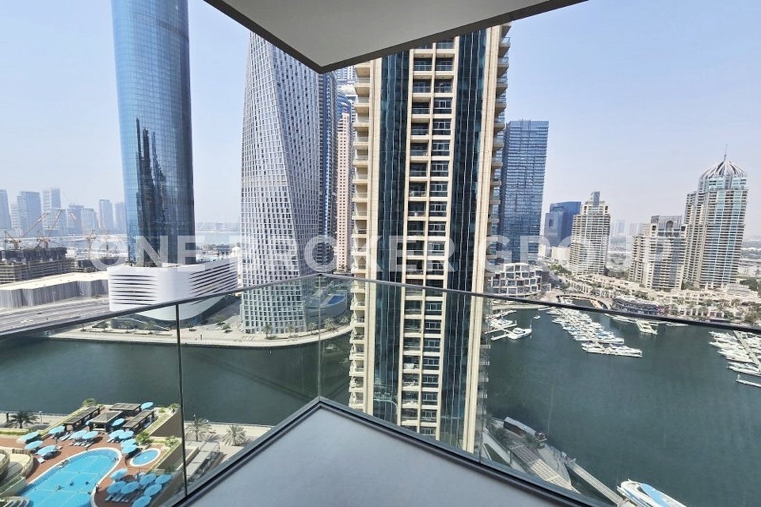 Apartment in United Arab Emirates 1 - 15056493