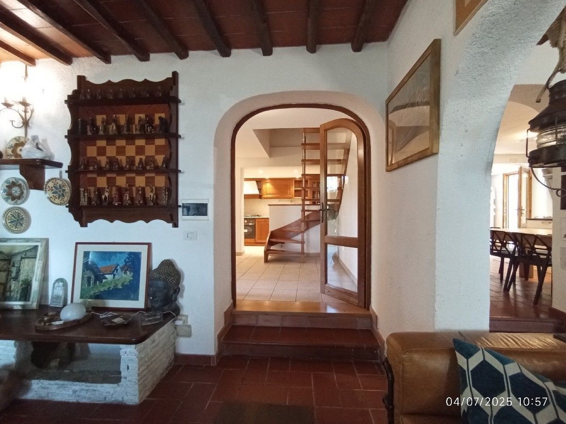 Villa in Camaiore, Tuscany, Italy 5 - 15906062