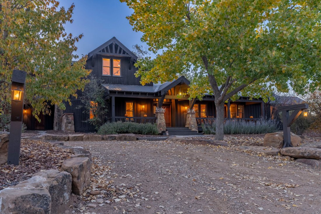 House in Hesperus, Colorado, United States 4 - 15905022