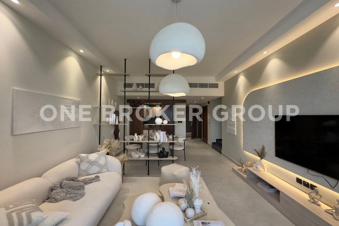 Apartment in Al Barsha South 5, Al Barsha, Dubai 3 - 15906096