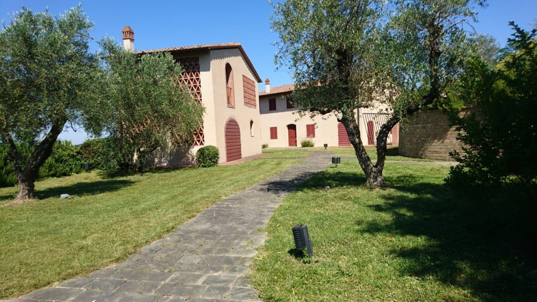 Country House in Palaia, Tuscany, Italy 1 - 15908617