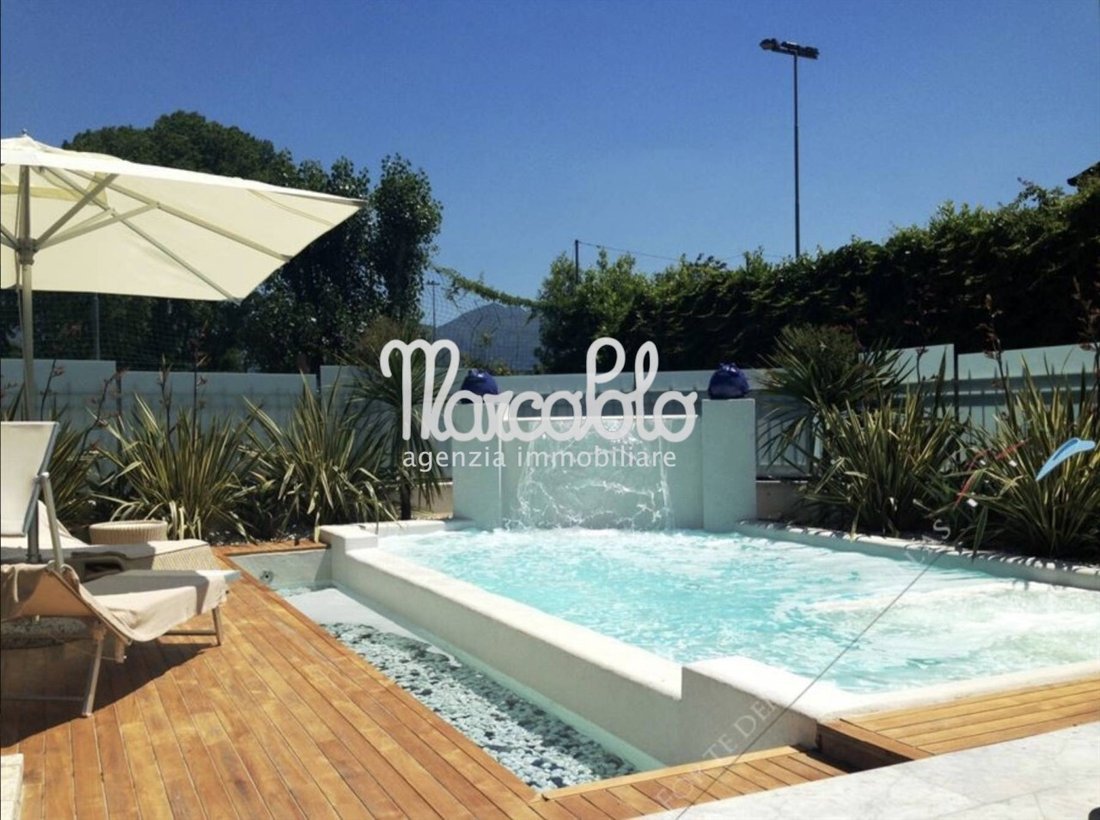 Villa in Center, Forte dei Marmi, Tuscany 2 - 15908956