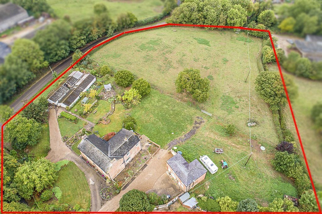 House in Muckton, England 2 - 15909135
