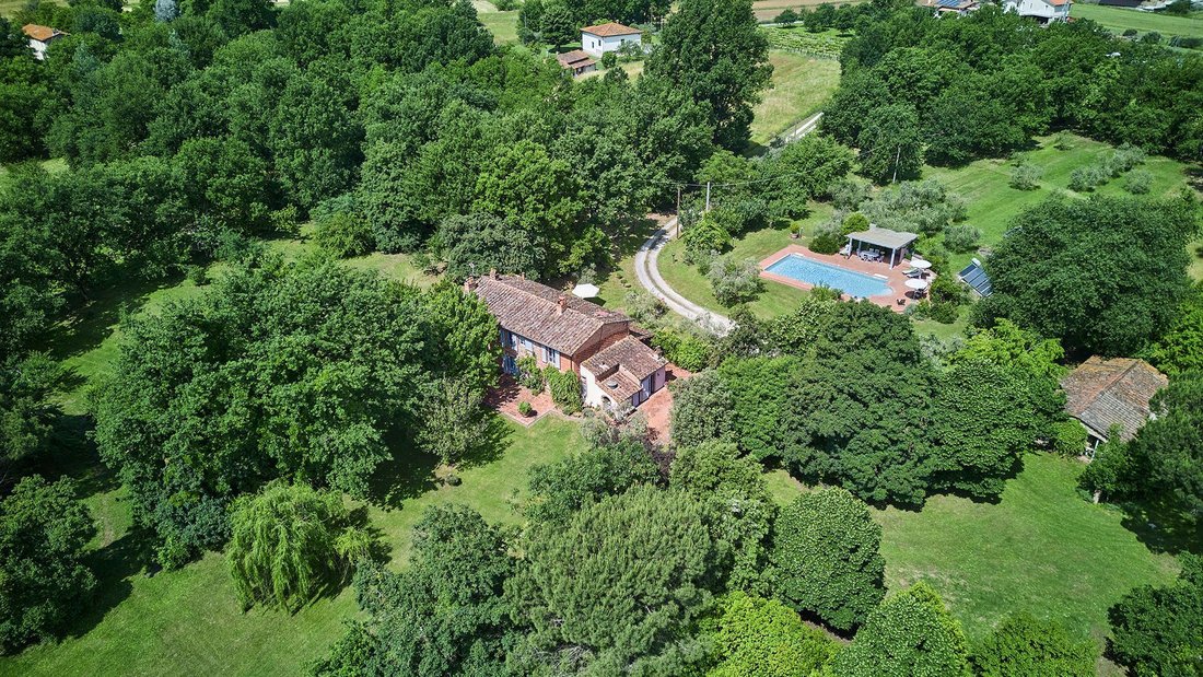 Country House in Historic Center, Lucca, Tuscany 1 - 15907755