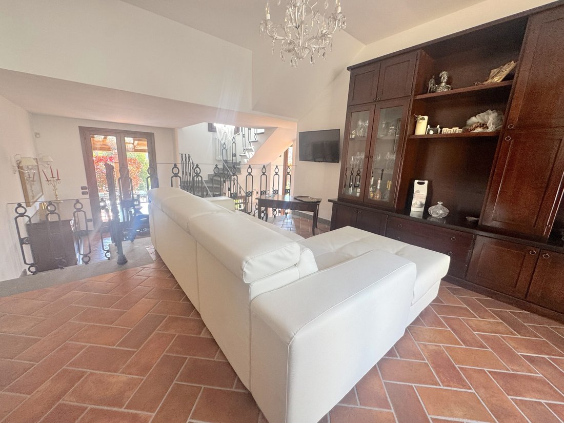 House in Vernio, Tuscany, Italy 4 - 15908299