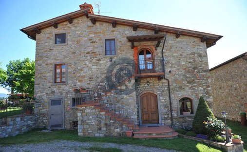 House in Poppi, Tuscany, Italy 1