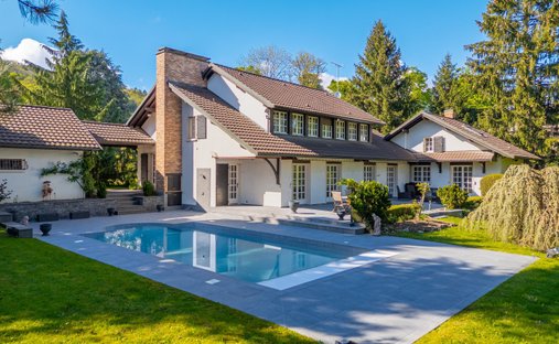 House in Divonne-les-Bains, Auvergne-Rhône-Alpes, France 1