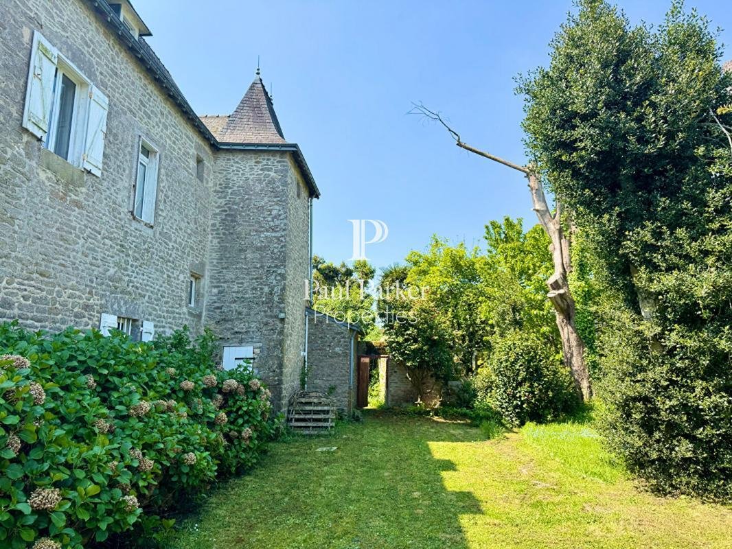 Whispers of 1680: A Breton Presbytery’s Timeless Sanctuary
