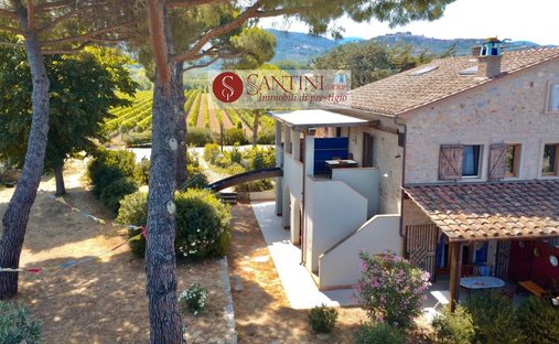 Country House in Castagneto Carducci, Tuscany, Italy 1