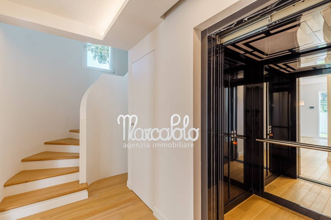 Villa in Center, Forte dei Marmi, Tuscany 4 - 15908368