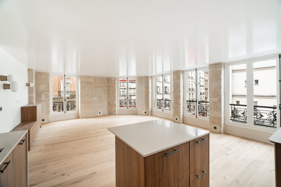 Apartment in Triangle d'Or, Paris 8e Arrondissement, Paris 4 - 15908362