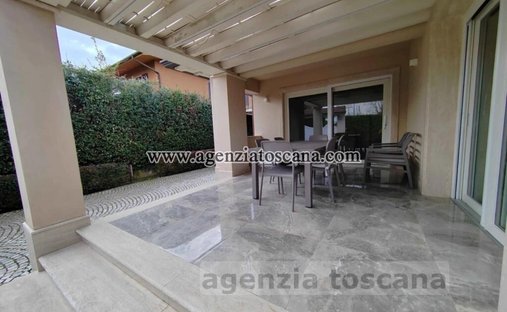 Villa in Center, Forte dei Marmi, Tuscany 1