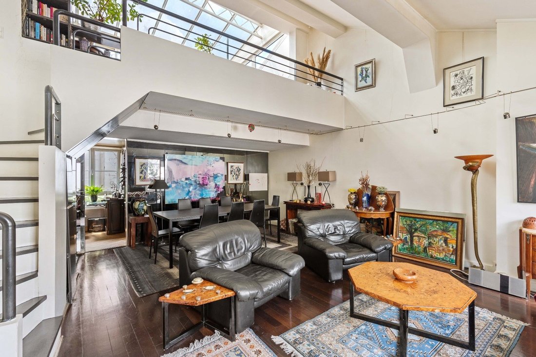 Apartment in Palais Royal, Paris 1er Arrondissement, Paris 1 - 15908352