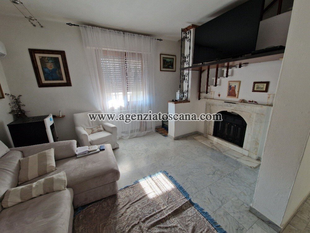 Villa in Center, Forte dei Marmi, Tuscany 2 - 15908546