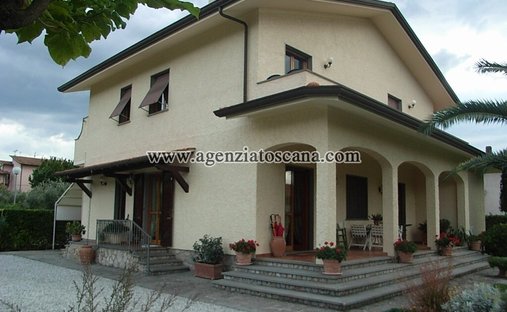 Villa in Center, Forte dei Marmi, Tuscany 1
