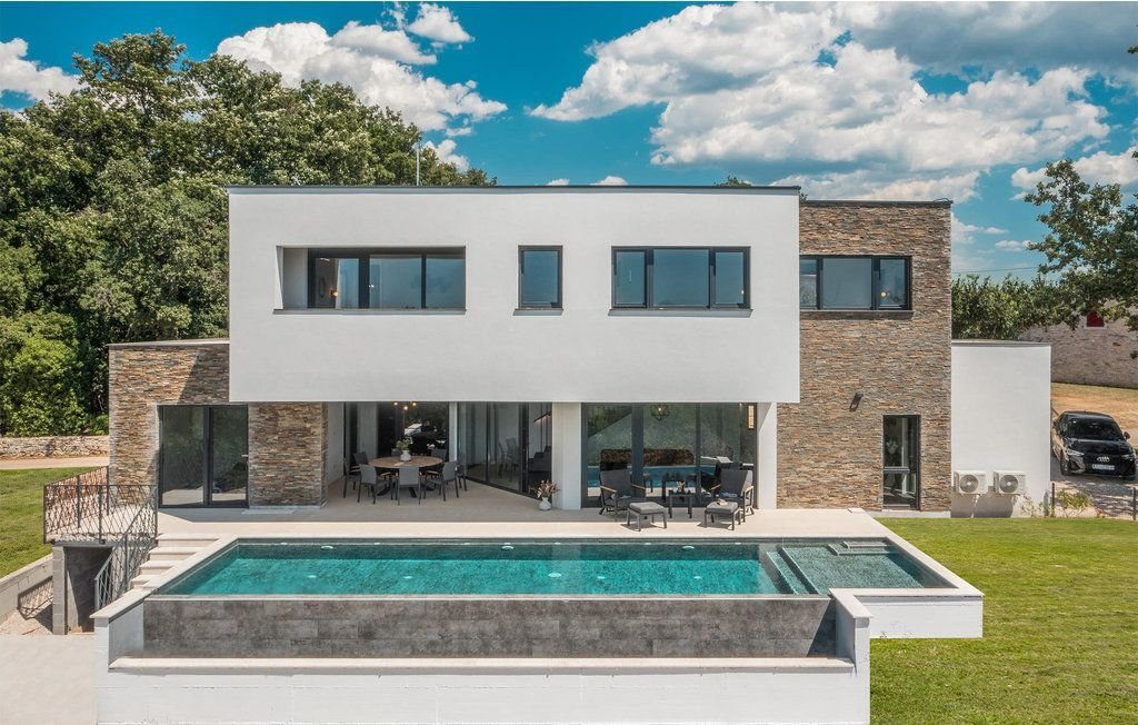 Villa in Buje, Istria County, Croatia 1 - 15910298