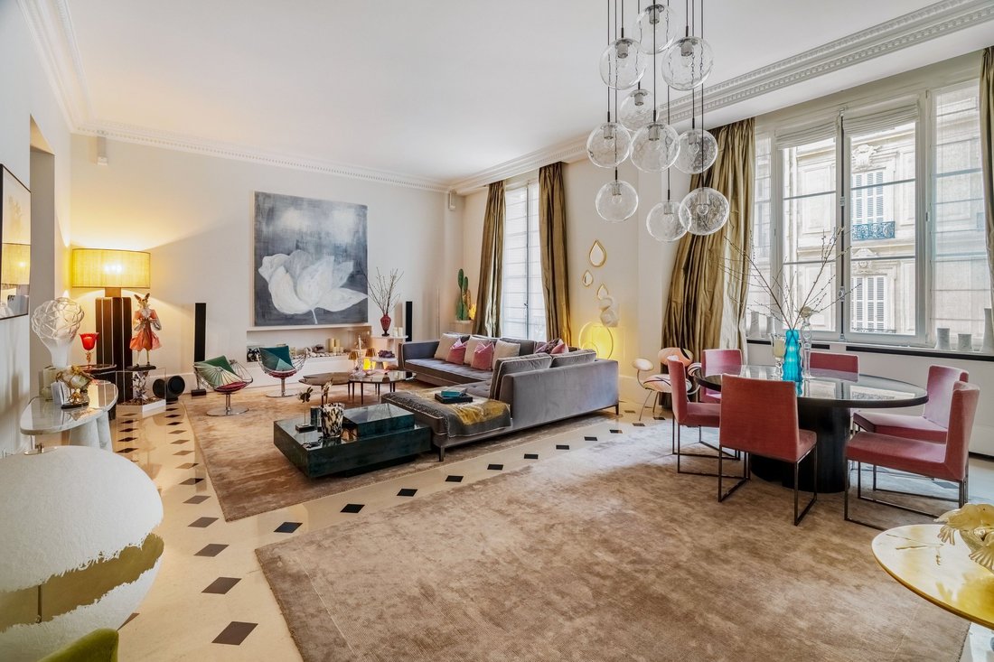 Apartment in Triangle d'Or, Paris 8e Arrondissement, Paris 3 - 15908184