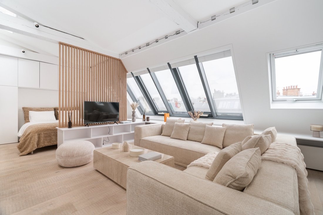 Apartment in Triangle d'Or, Paris 8e Arrondissement, Paris 2 - 15908155