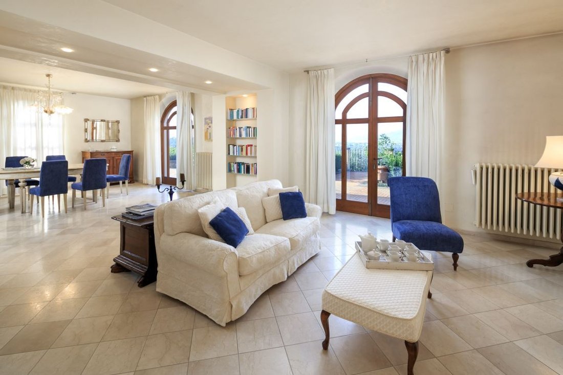 Villa in Center, Lastra a Signa, Tuscany 5 - 15908166