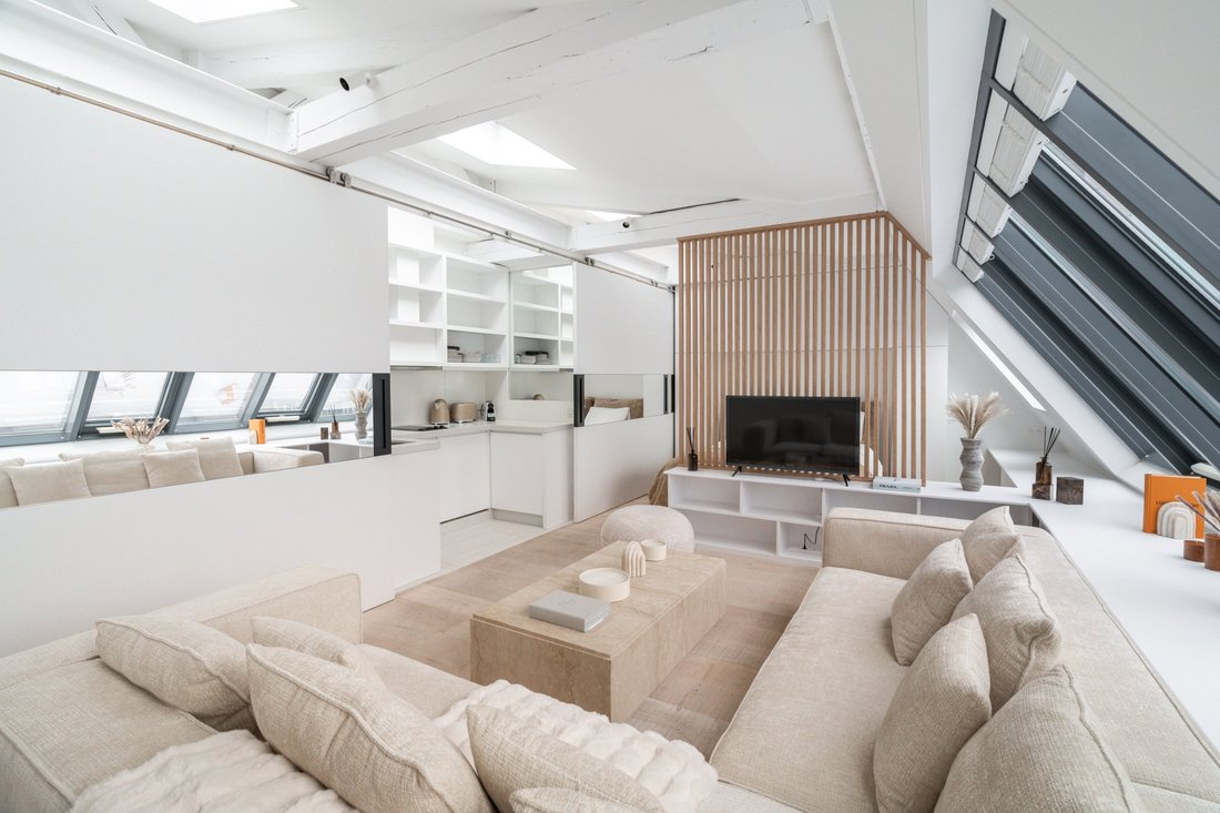 Apartment in Triangle d'Or, Paris 8e Arrondissement, Paris 4 - 15908155