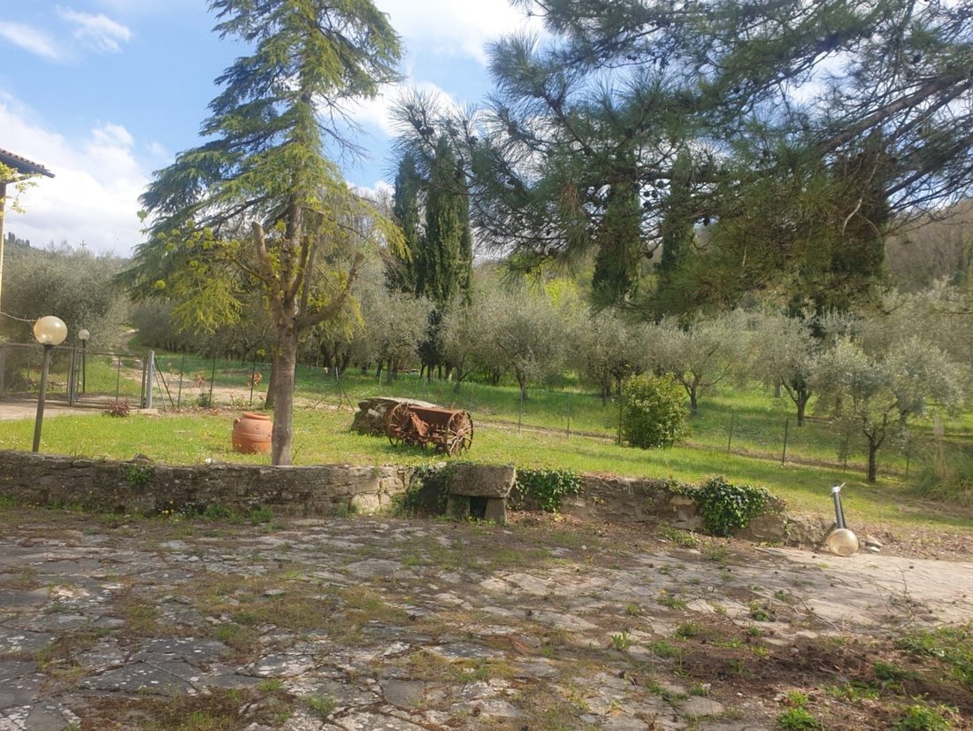 Casa di campagna a Pelago, Toscana, Italia 1 - 15908089