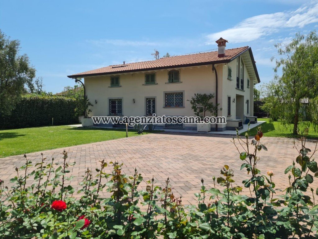 Villa in Center, Forte dei Marmi, Tuscany 1 - 15908023