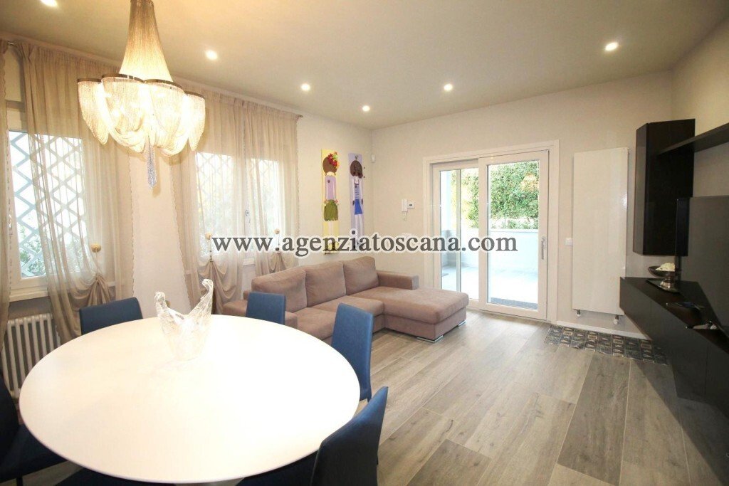 Villa in Center, Forte dei Marmi, Tuscany 4 - 15908398