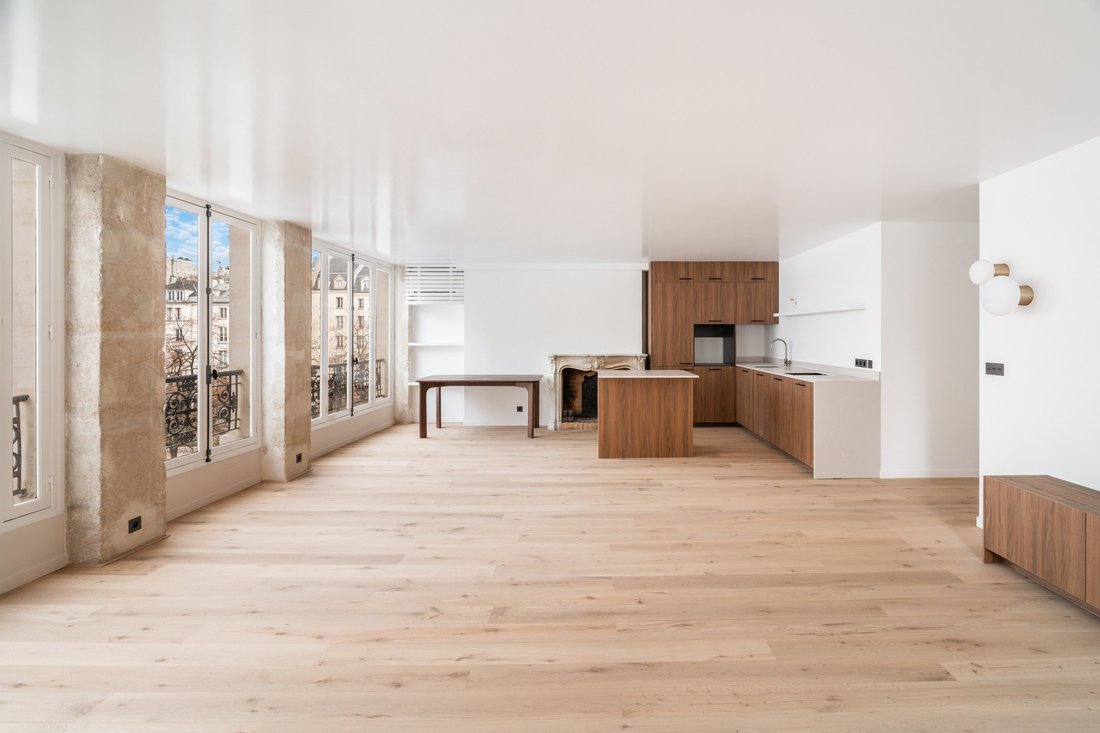 Apartment in Triangle d'Or, Paris 8e Arrondissement, Paris 2 - 15908362