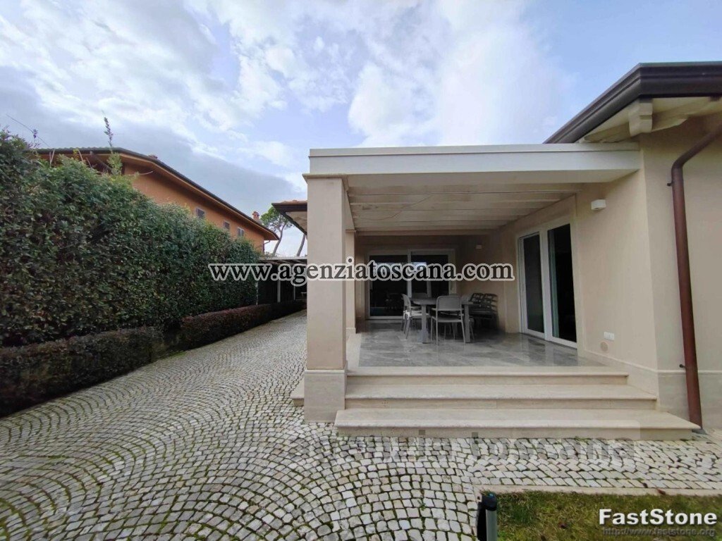 Villa in Center, Forte dei Marmi, Tuscany 2 - 15908245