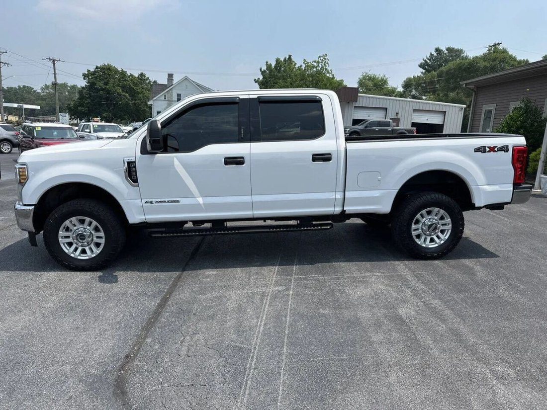 Pickup in Harrisonburg, Virginia, United States 1 - 12992408