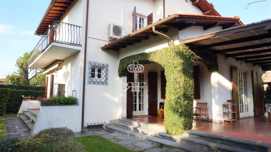 Villa in Center, Forte dei Marmi, Tuscany 3 - 15908215