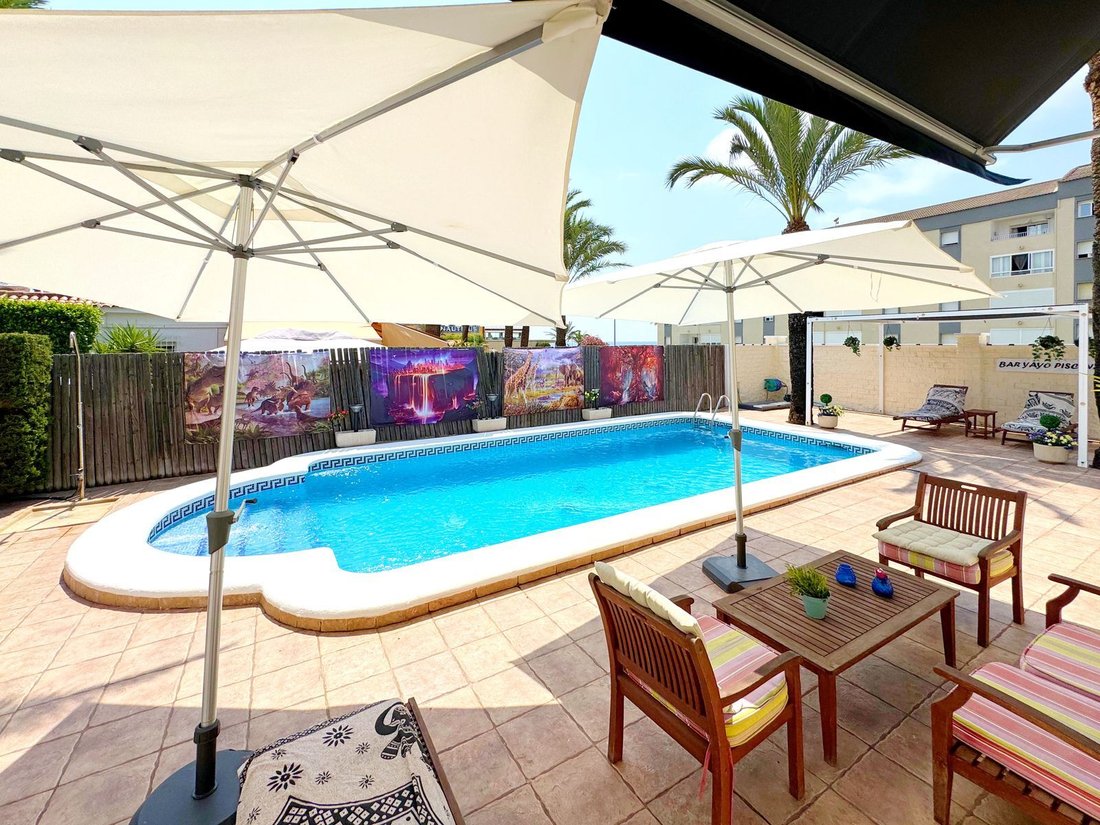 Villa in Torrevieja, Valencian Community, Spain 2 - 15908979