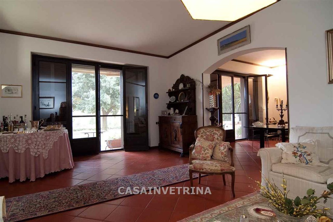 Villa in Castle of Castiglione, Castiglione della Pescaia, Tuscany 5 - 15908863